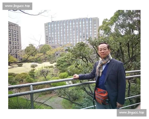《巡游者VS：探索未来科技与人类共存的边界挑战》